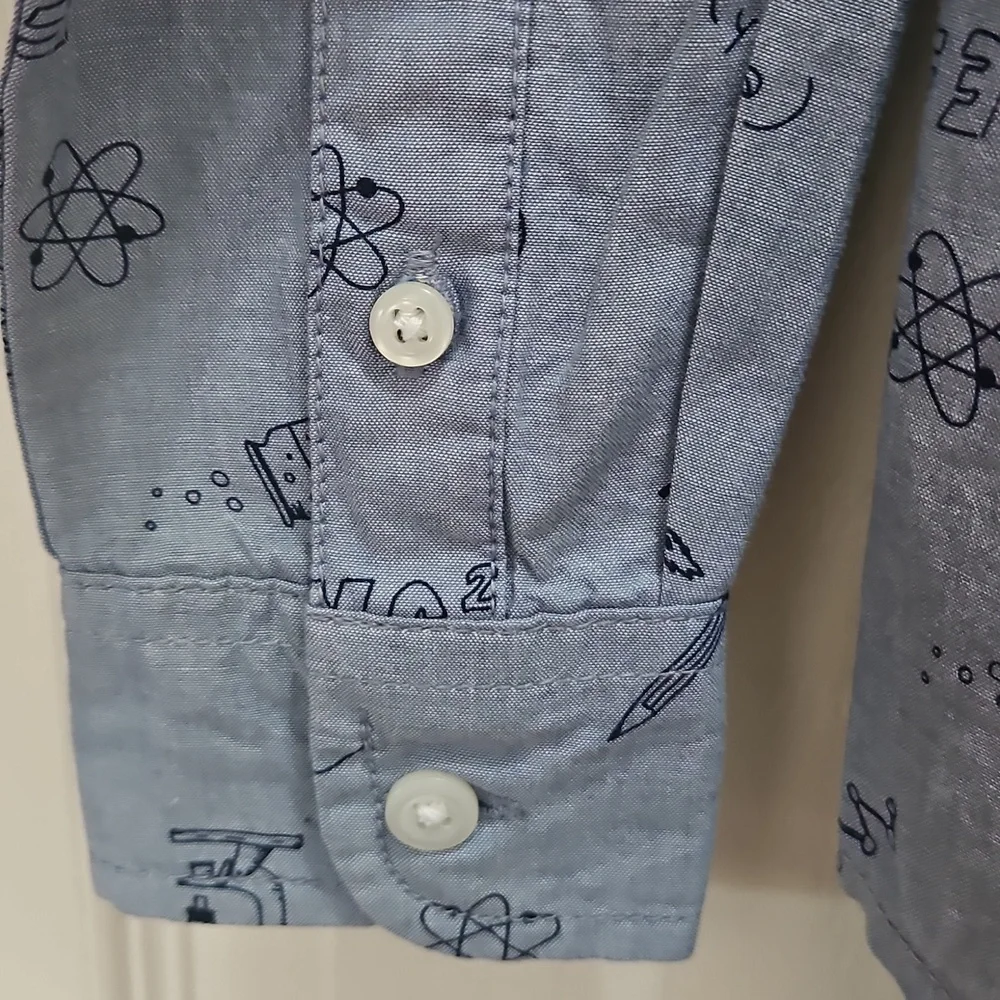 NWT The Childrens Place Blue Boys Button Down Sz XS / 4